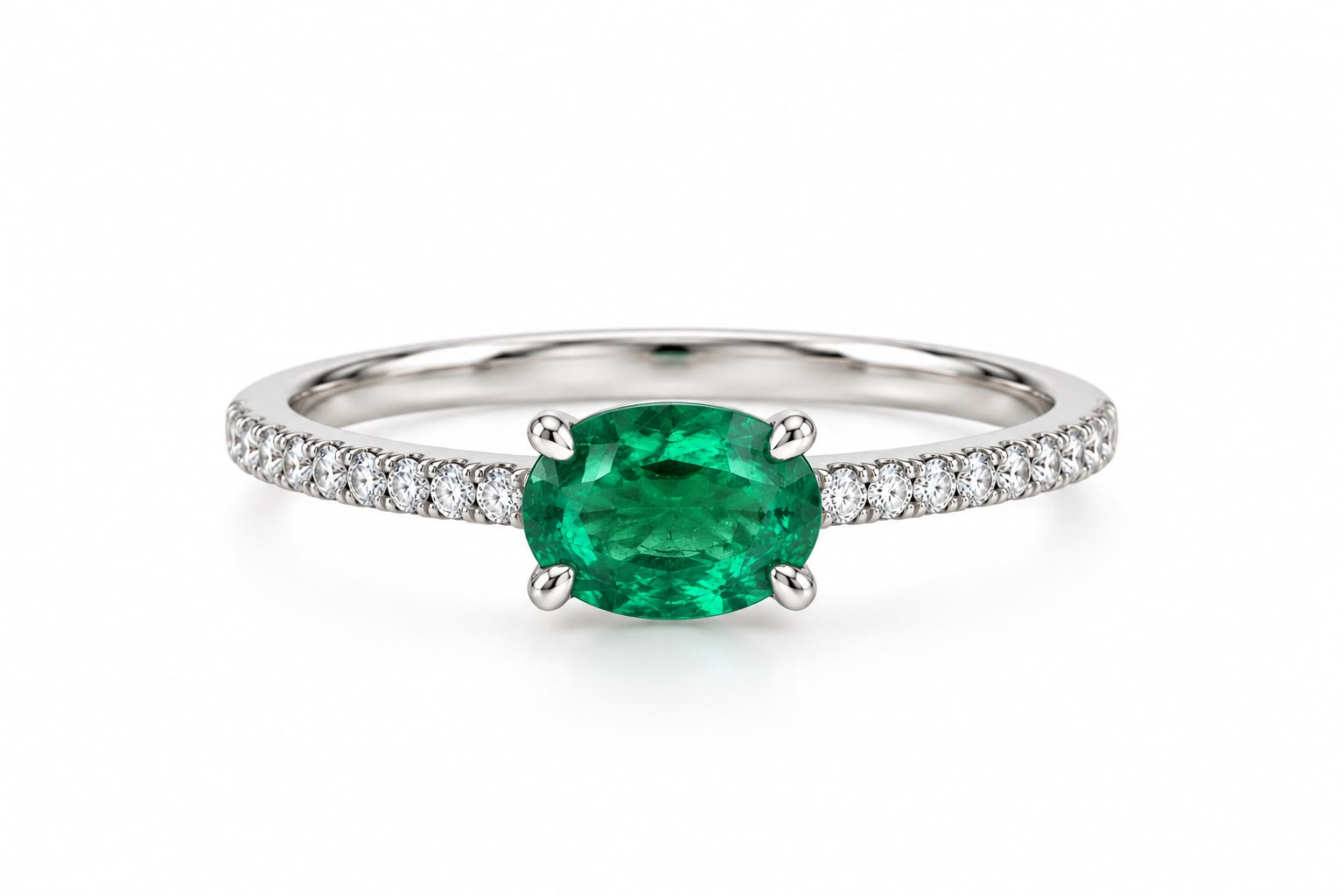 Oval Eterno Ring